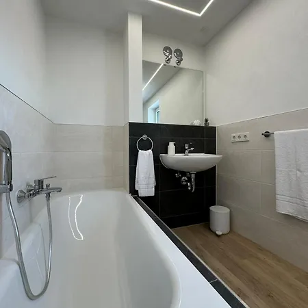 Geschmackvolle Moderne Apartment-Wohnungen Hünfeld Zewnętrze zdjęcie