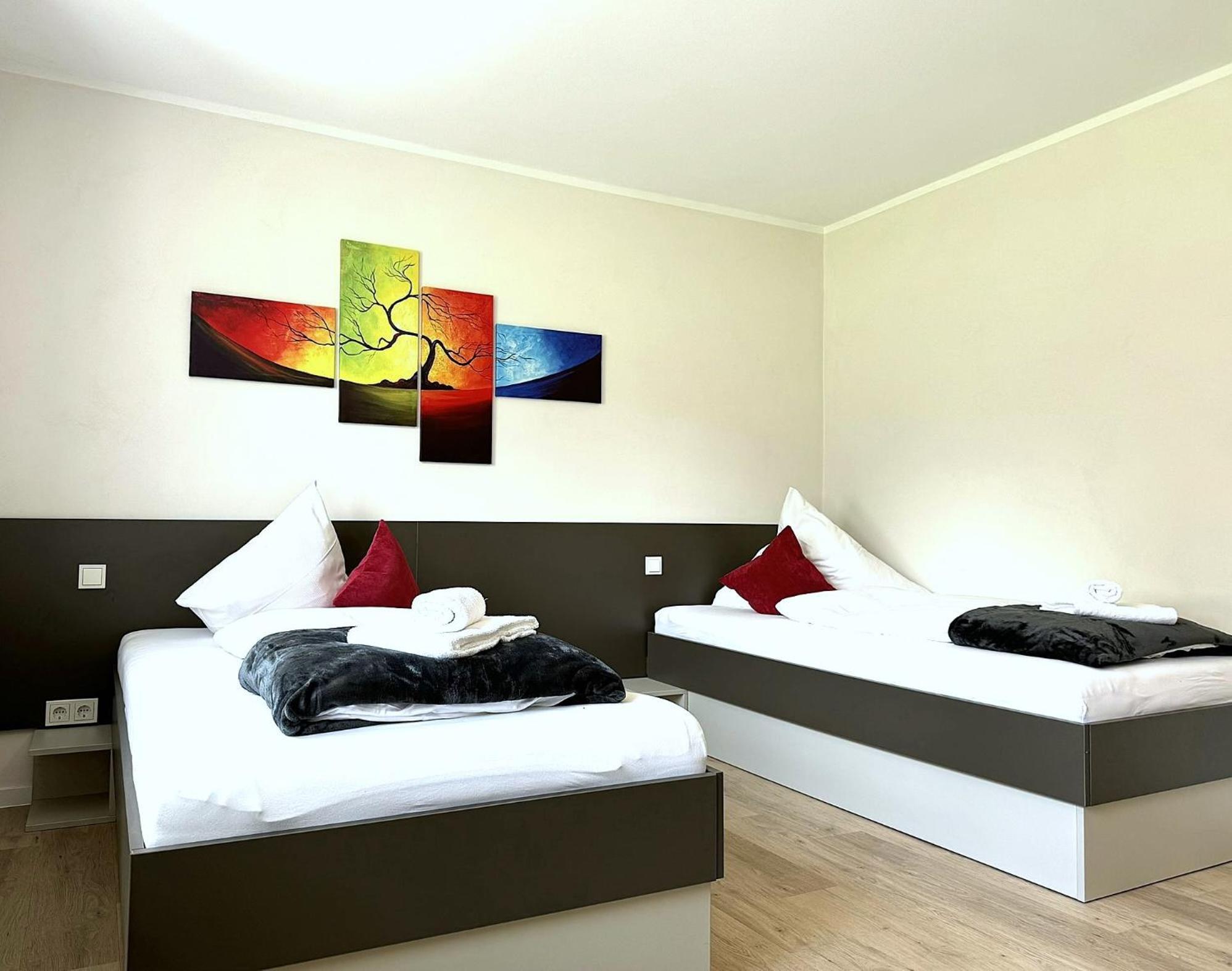Geschmackvolle Moderne Apartment-wohnungen Huenfeld