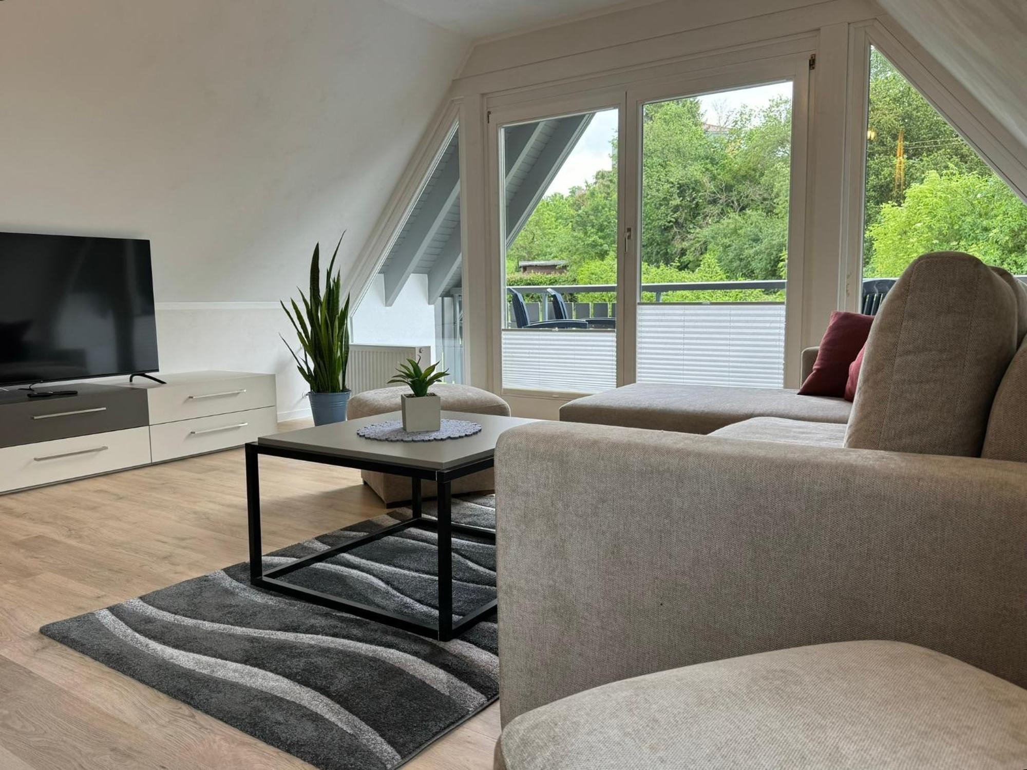 Geschmackvolle Moderne Apartment-wohnungen Huenfeld